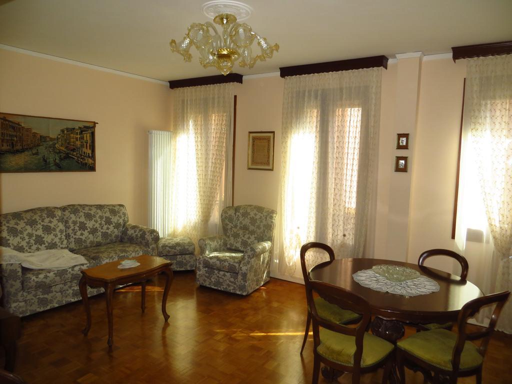Asteria Venetian Suite Camera foto